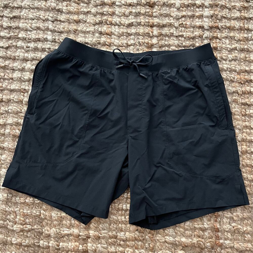 Lululemon License to Train Linerless Short 7" Updated Black Men's Size L NWOT